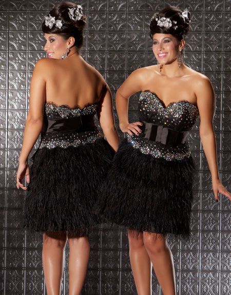 Modelos de Vestidos de Fiesta de 15 Años para Gorditas negro corto