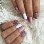 Diseños que amarás en uñas cortitas 11